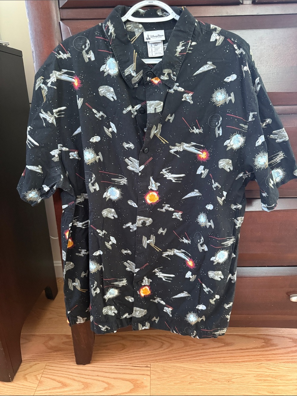 Star Wars Black Short-Sleeve Button-Down Shirt with Space Battle Print